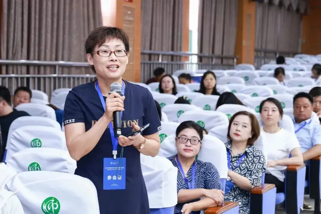 _聚焦教育家精神：从“功能型组织”到“品牌化平台” ——第三届全国名师工作室品牌建设论坛综述_聚焦教育家精神：从“功能型组织”到“品牌化平台” ——第三届全国名师工作室品牌建设论坛综述