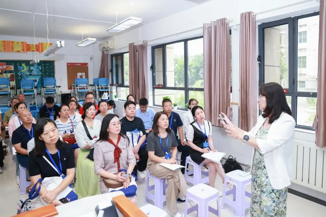 聚焦教育家精神：从“功能型组织”到“品牌化平台” ——第三届全国名师工作室品牌建设论坛综述_聚焦教育家精神：从“功能型组织”到“品牌化平台” ——第三届全国名师工作室品牌建设论坛综述_