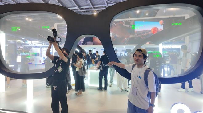 2000一张票的世界人工智能大会，最好看的竟然是机器人？__2000一张票的世界人工智能大会，最好看的竟然是机器人？