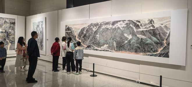 云南石画艺术有限公司__成人用品展上海开幕