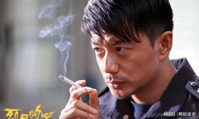 观众说他用力过猛，央媒却专门点名表扬，段奕宏凭什么逆袭？__观众说他用力过猛，央媒却专门点名表扬，段奕宏凭什么逆袭？