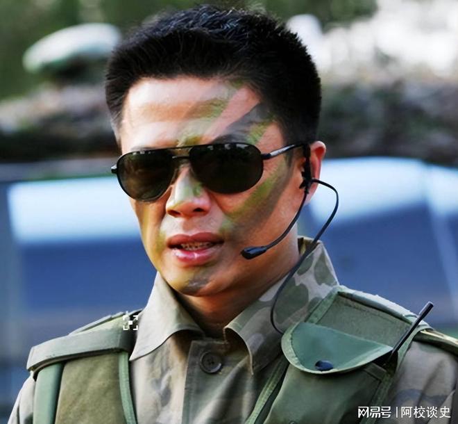 观众说他用力过猛，央媒却专门点名表扬，段奕宏凭什么逆袭？__观众说他用力过猛，央媒却专门点名表扬，段奕宏凭什么逆袭？