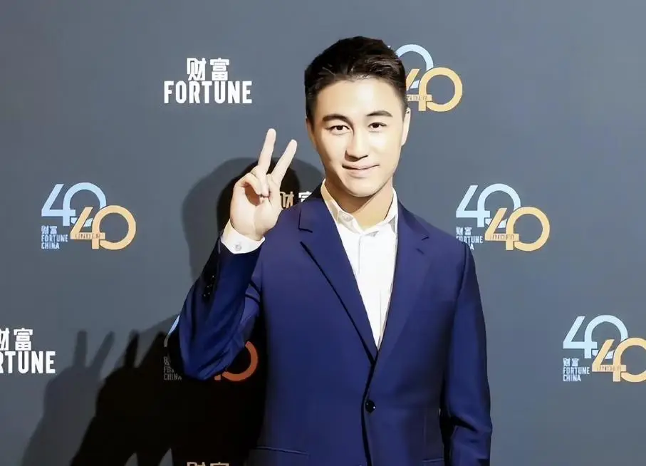 _那些培养“亿万富翁”顶级名校，是“宗馥莉们”继承家业的底气_那些培养“亿万富翁”顶级名校，是“宗馥莉们”继承家业的底气