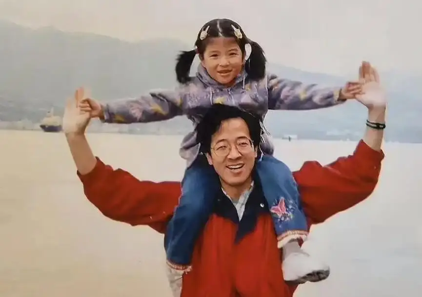 那些培养“亿万富翁”顶级名校，是“宗馥莉们”继承家业的底气_那些培养“亿万富翁”顶级名校，是“宗馥莉们”继承家业的底气_