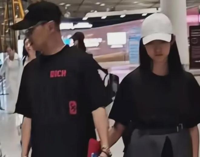 _汪峰和女儿_懂汪峰能陪自信女儿爸爸吗