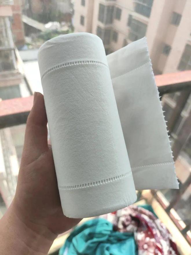 被年轻人的“保鲜膜套用法”惊呆了！换个思路后，没想到妙用无穷_被年轻人的“保鲜膜套用法”惊呆了！换个思路后，没想到妙用无穷_