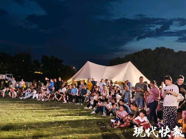 _宸妃小说薛彻_女朋友老不信我